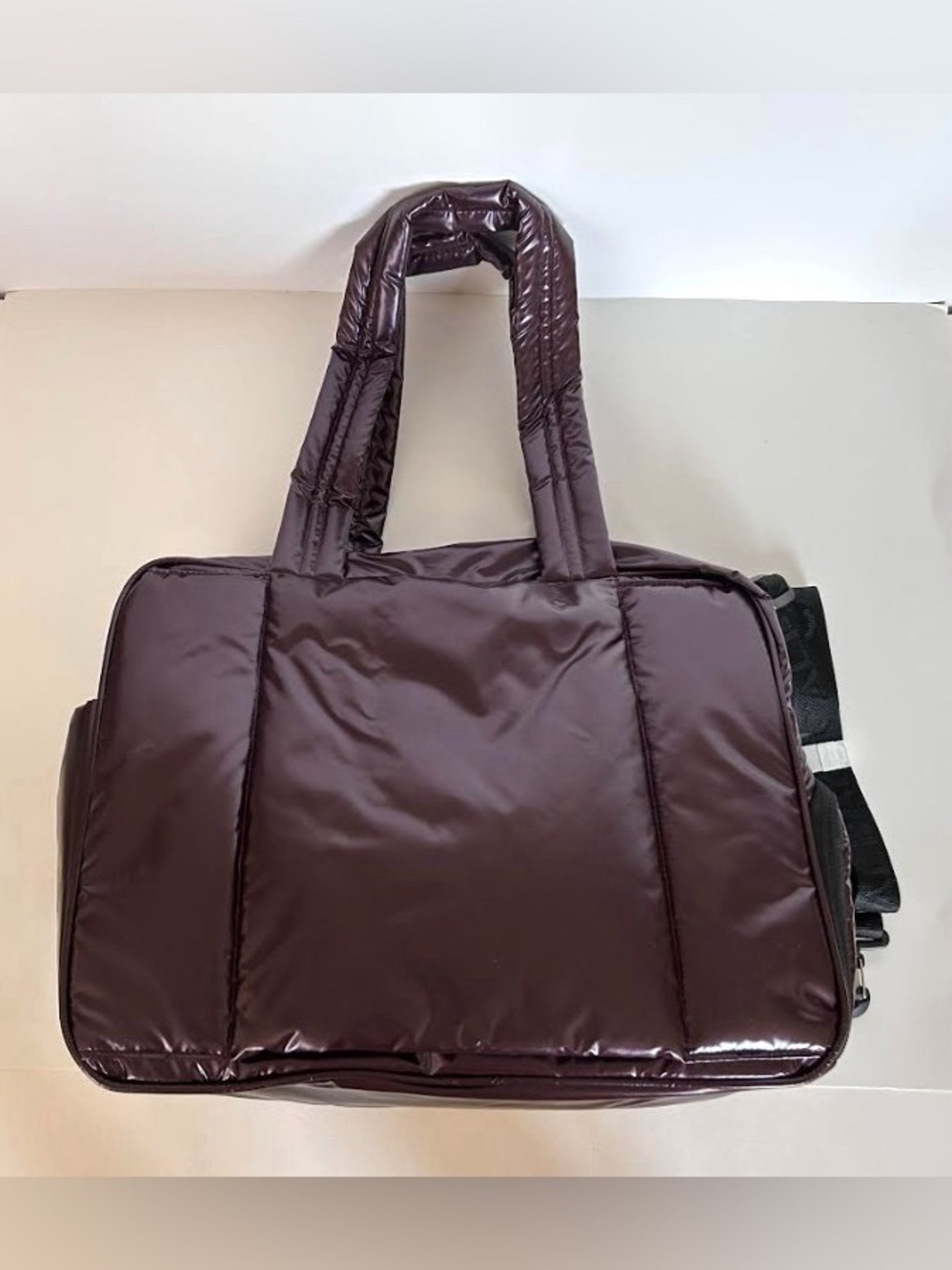 Calpak Luka Duffel Glazed Dark Cherry - Metallic Burgundy Travel Bag - Picture 9 of 11